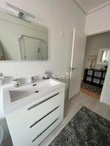 Ένα μπάνιο στο Casa Davila +29 φωτογραφίες