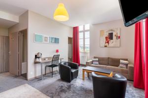 Area soggiorno di Brit Hotel Spa Le Connetable