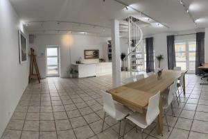 A cozinha ou cozinha compacta de Gistrup Getaway