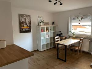 Fotografie z fotogalerie ubytování Schöne 80qm FeWo in bester Lage v destinaci Künzell