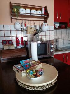 Kuchyň nebo kuchyňský kout v ubytování Studio apartman Vuković