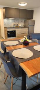 Dapur atau dapur kecil di Apartment Desanti 2 Valun