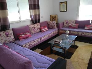 Χώρος καθιστικού στο Appartement moderne vue sur mer assilah marina golf