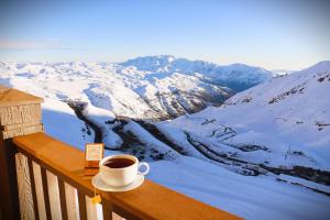 Gallery image of HOM I Edificio Valle Blanco Valle Nevado 2D2B SKI IN&OUT in Farellones