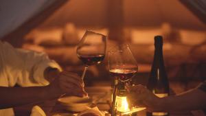 Drykkir á Yoichi Vineyard Glamping