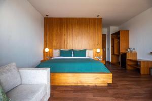 Giường trong phòng chung tại Octa Canggu Villa and Condotel +37 ảnh