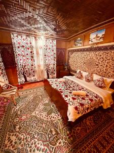 Gallery image of The Altaf Group Of Houseboats in Srinagar