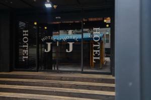 Certifikát, hodnocení, plakát nebo jiný dokument vystavený v ubytování FromH J Hotel Osan