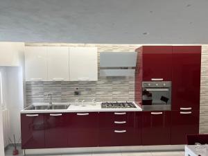 Kuchyň nebo kuchyňský kout v ubytování 2020 House