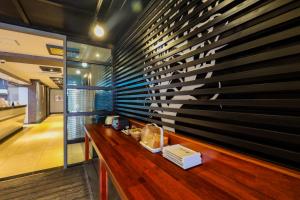 Kuchyň nebo kuchyňský kout v ubytování FromH J Hotel Osan