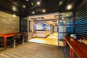 Posezení v ubytování FromH J Hotel Osan