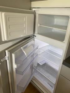 Rúm í herbergi á Luxe appartement in Zuid Karinthië