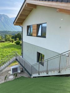 Nespecifikovaný výhled na hory nebo výhled na hory při pohledu z apartmánu