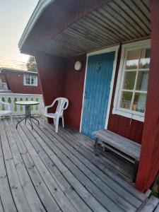 Balkón nebo terasa v ubytování Höljes Camping & Ställplatser