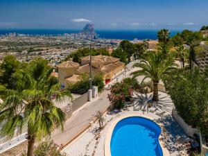 a view of the city of cape town with a swimming pool at Casa Coromandel in Calpe