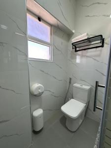 Phòng tắm tại Rumman Hotel