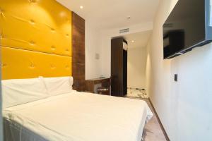 Et tv og/eller underholdning på Menoir Dorsett Madrid Usera