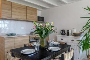 Kuchyň nebo kuchyňský kout v ubytování L'Appel du Large - Duplex vue mer Penvins Sarzeau