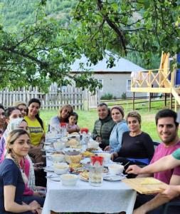 Gosti koji borave u objektu Guest House in Zhabeshi Lali