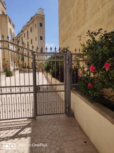 Fotografie z fotogalerie ubytování Gozo Ghajnsielem Apartment with large pool v destinaci Għajnsielem