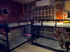 Кровать или кровати в номере Hostel by zooFamily