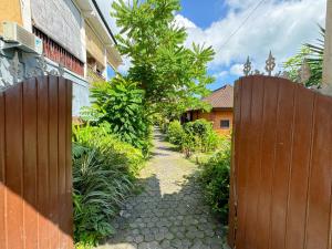Zahrada ubytování Sari Bungalows