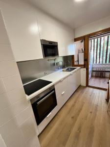 Dapur atau dapur kecil di Los pinares Jaca +9 gambar