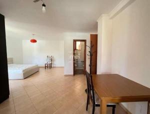 Photo de la galerie de l'établissement 5 minutes away from beach, à Durrës