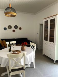 Gallery image of Villa Elli in Halki +28 photos