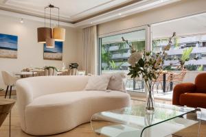Zdjęcie z galerii obiektu Magnífico apartamento en complejo exclusivo con piscina cubierta - Gym - Sauna w Marbelli +37 zdjęć