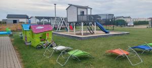 Herní místnost nebo prostor pro děti v ubytování RESET domki letniskowe