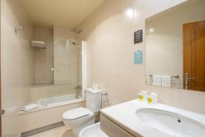 Łazienka w obiekcie Hotel Alda Lalín