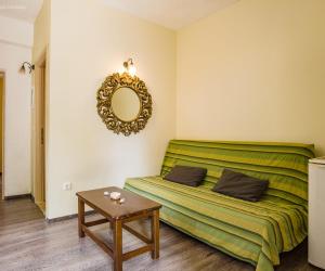 Posezení v ubytování Adamantia Newly Built Apartment A5