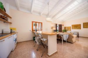 A kitchen or kitchenette at Can Claret