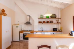 A kitchen or kitchenette at Can Claret