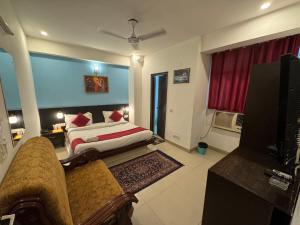 Airport Hotel Port View客房内的一张或多张床位