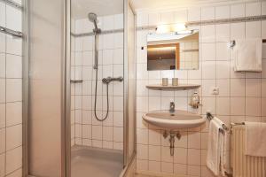 Koupelna v ubytování Alpen-Hotel Seimler