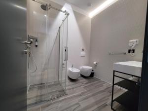 Koupelna v ubytování Toer Hotel & SPA