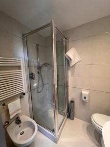 Bagno di Hotel Daniel & Ristorante Cocchi