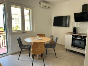Gallery image of Apartman MARITA in Jezera
