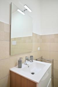 Bagno di FRONTEMARE Suites