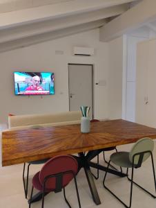 TV a/nebo společenská místnost v ubytování Corte Contessine