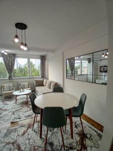 Et opholdsområde på AS Emporio Omega 2