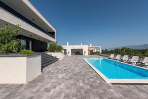 Πισίνα στο ή κοντά στο Villa Ruby Rose ZadarVillas +34 φωτογραφίες