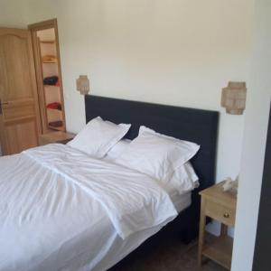 Postel nebo postele na pokoji v ubytování Bastide 3 chambres 6personnes avec piscine sur Aix en Provence