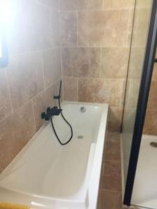 Koupelna v ubytování Bastide 3 chambres 6personnes avec piscine sur Aix en Provence