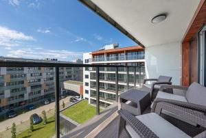 Μπαλκόνι ή βεράντα στο 3L Apartments Kasprowicza 20C - DARMOWY basen, sauna, siłownia, jacuzzi, bawialnia