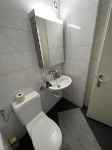 Ένα μπάνιο στο Ferienwohnung am Bodensee +9 φωτογραφίες