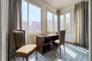 Фотография из галереи ENRIQUE GRANADOS в Барселоне