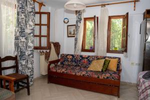 Istumisnurk majutusasutuses Paradeisos Studio with Garden View